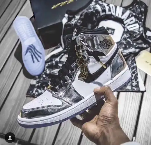 aj1 伦纳德 air jordan 1 pass the torch 液态镜面白银电镀篮球鞋 aq