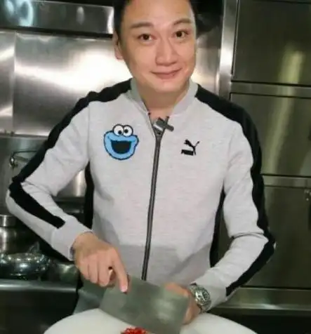 55岁陶大宇的正面近照,比郭可盈还年轻,离婚十年常失眠至今单身_网易