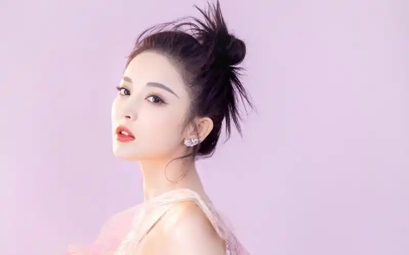 古力娜扎唯美仙气写真桌面壁纸-大陆明星-壁纸下载-美桌网