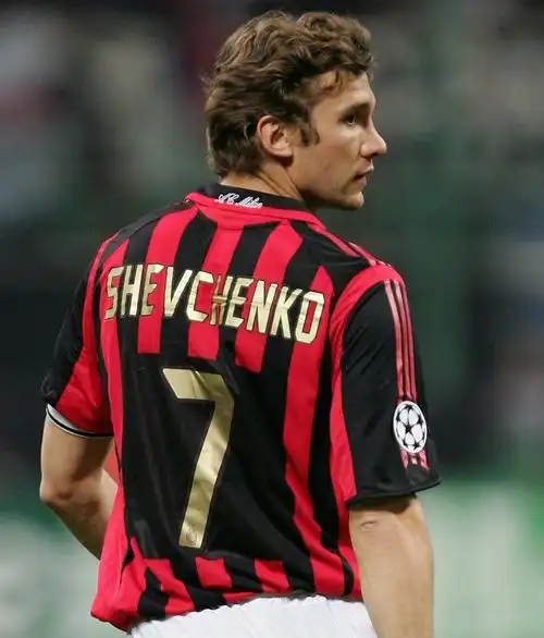 实况足球2021武磊在哪(实况足球2021传奇ac米兰帮,4