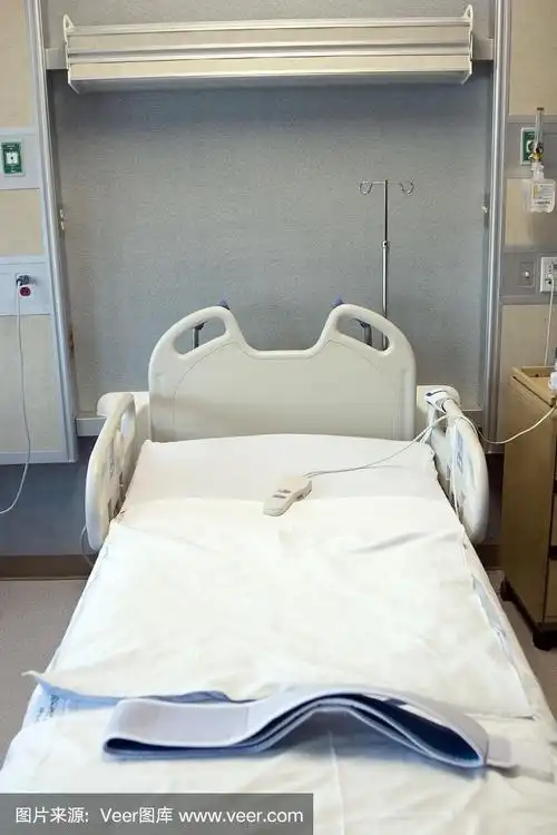 医院的病床上