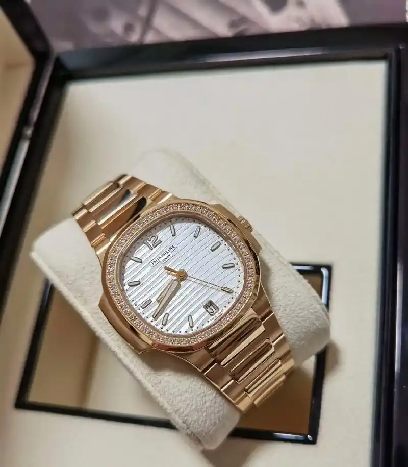 百达翡丽7118/1200r-001女款.作为百达翡丽鹦鹉螺 - 抖音