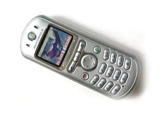 图为摩托罗拉e360