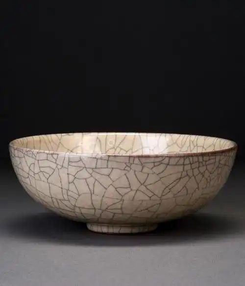 lot.023 哥窑大碗