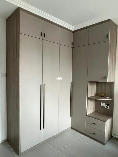 l型转角衣柜真的大了很多