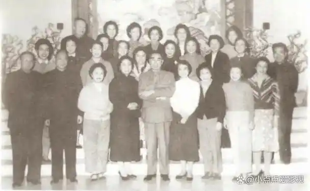 1981年的时候,张权调入到中国音乐学院.