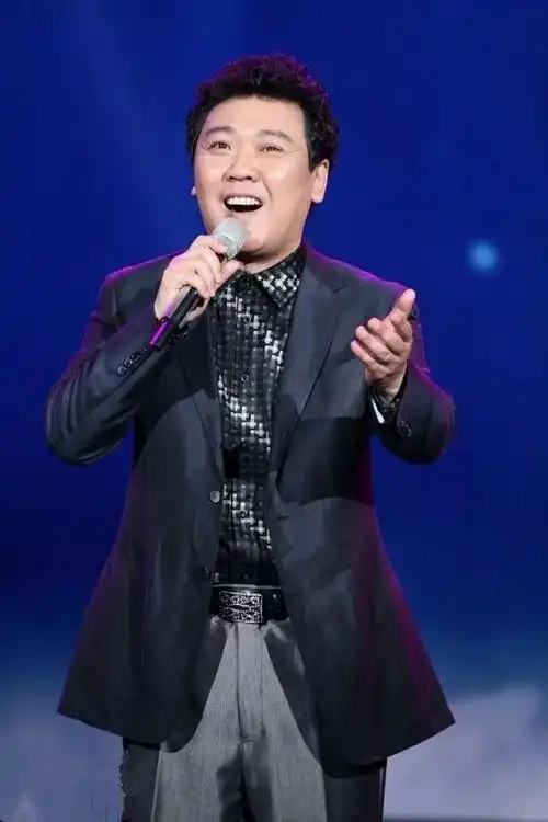 中国著名男高音歌唱家牟玄甫先生为环球儿童盛典打call