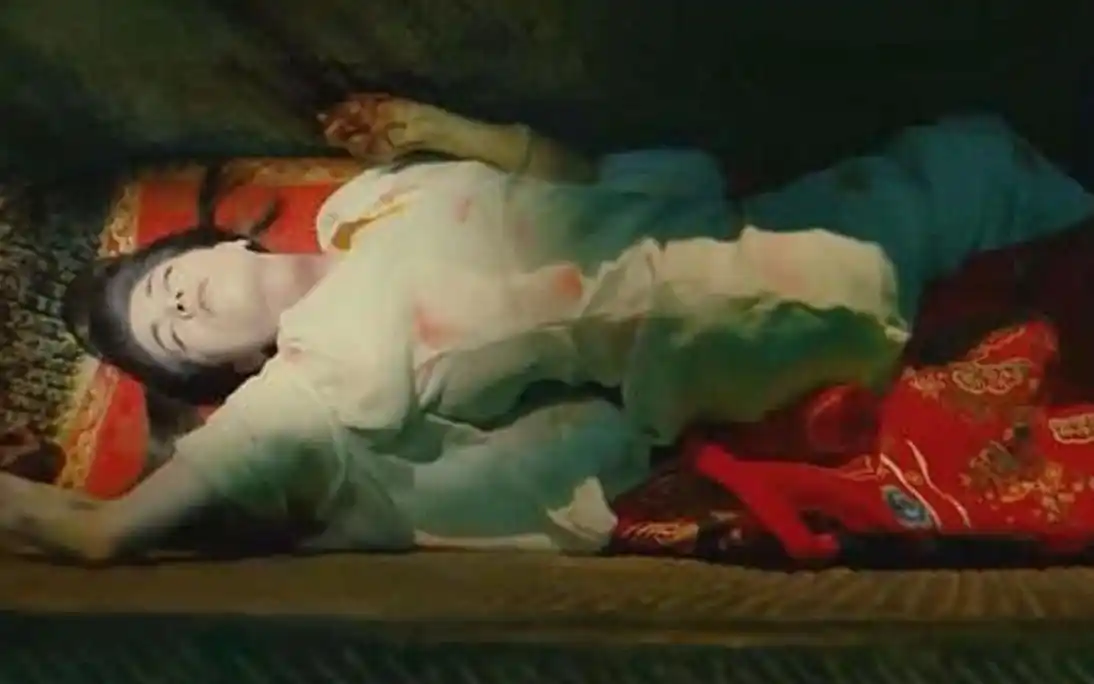 古代四大美女杨贵妃,到底是怎么死的?学者:不是自缢,死法太惨