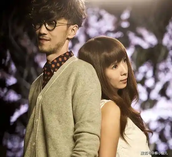 周传雄:一代"情歌教父",因病退出乐坛,如今逆袭重回事业巅峰_音乐