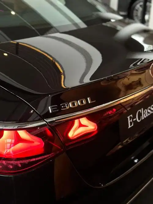 50w 拿下的奔驰e300l真香!