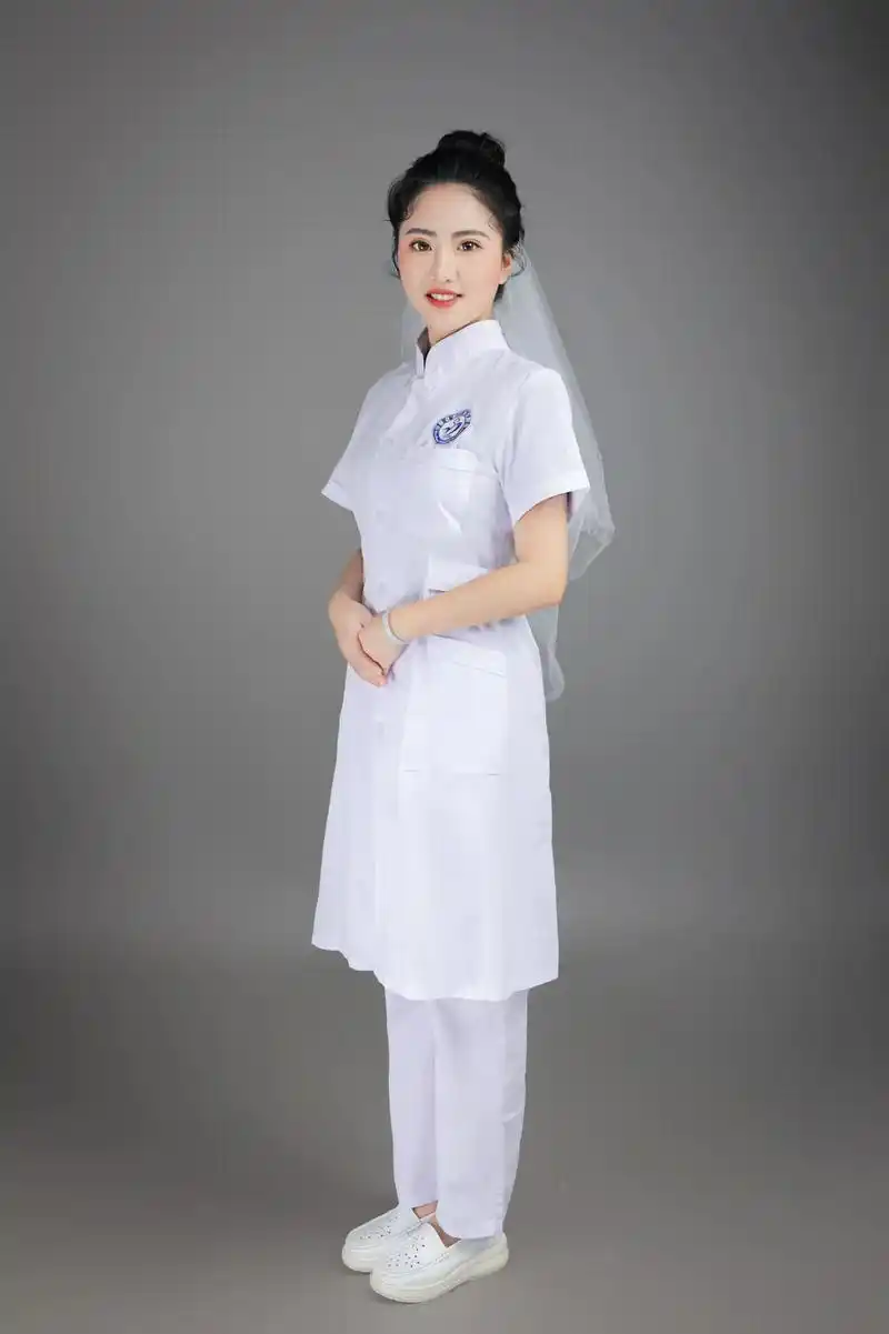 你有你的仙女裙,我有我的护士服,不是很仙,但很治愈#最美工作 - 抖音