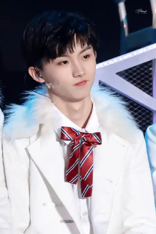 时代少年团队长-马嘉祺#马嘉祺个人ep所以开始既定重启的星期一#90