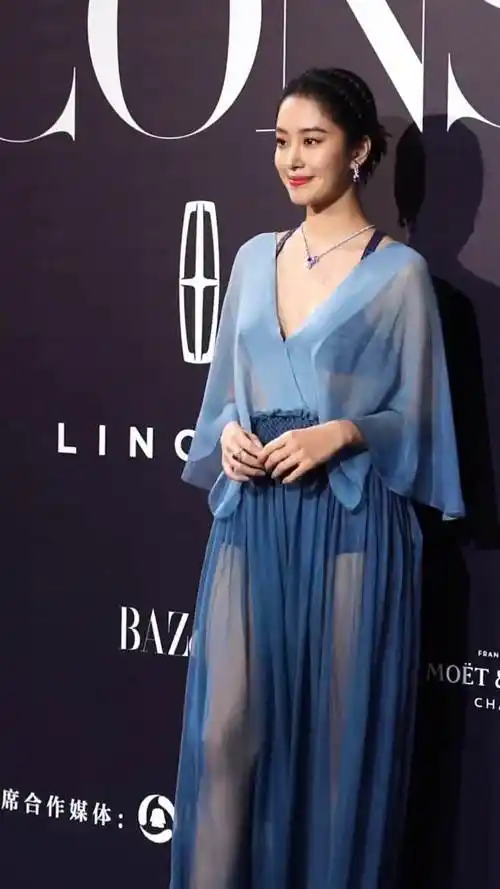 #杨采钰 #这谁顶得住啊 #魅力女人 #完美身材