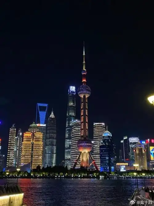 上海##上海旅行##上海旅行攻略##外滩##外滩夜景##外滩拍照##liv