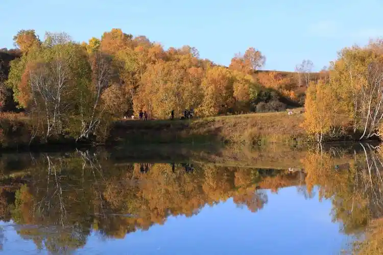 乌兰布统公主湖