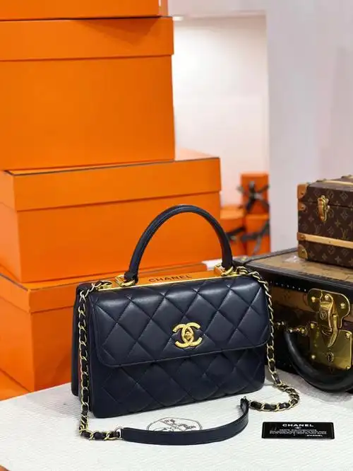 chanel香奈儿午夜蓝手提包