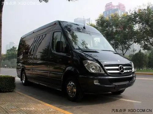 奔驰斯宾特324h到店 现车疯狂降价131万