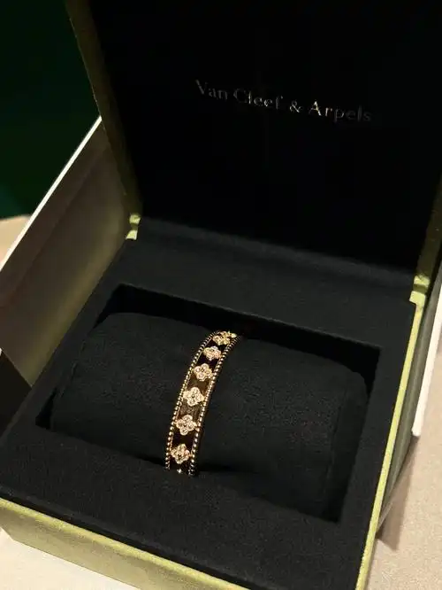 梵克雅宝万花筒手镯