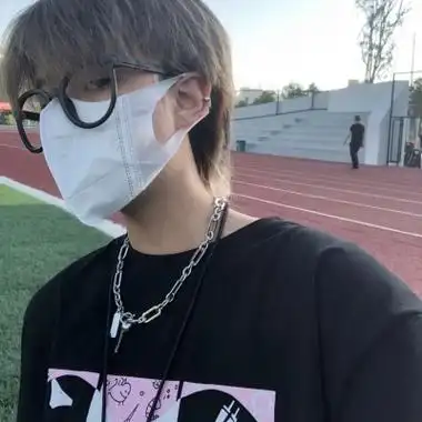 小红书男生头像真人高清帅气的小红书上超好看头像男生图片