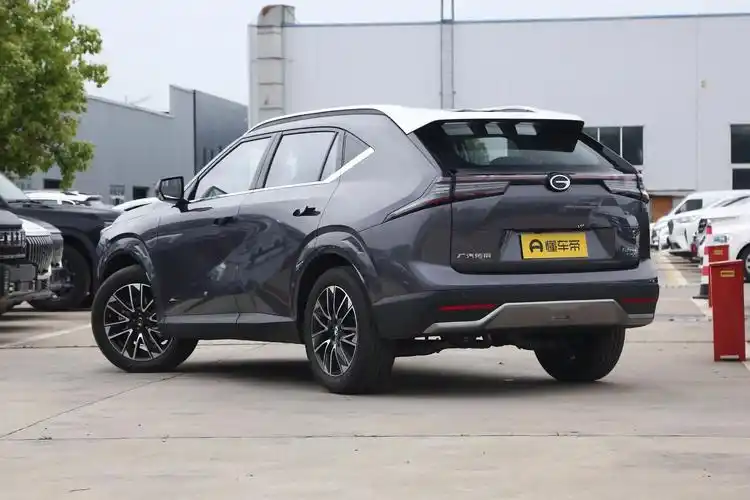 解读传祺gs42024款max轴距2750mm配15t7dct适合家用