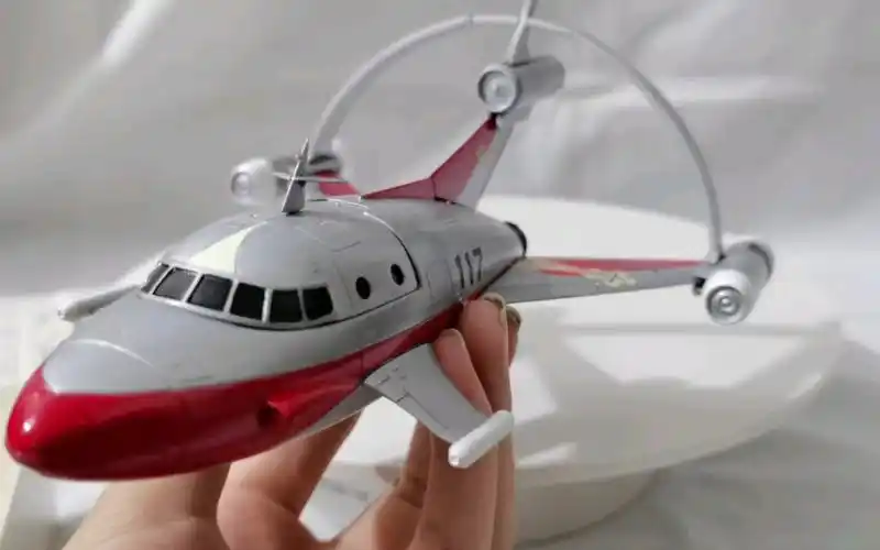 初代奥特曼科学特搜队战机宇宙威托号,小型威托号,底下战车,和专用车