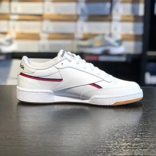 锐步reebok男子经典款皮面低帮复古百搭休闲运动板鞋fw4299