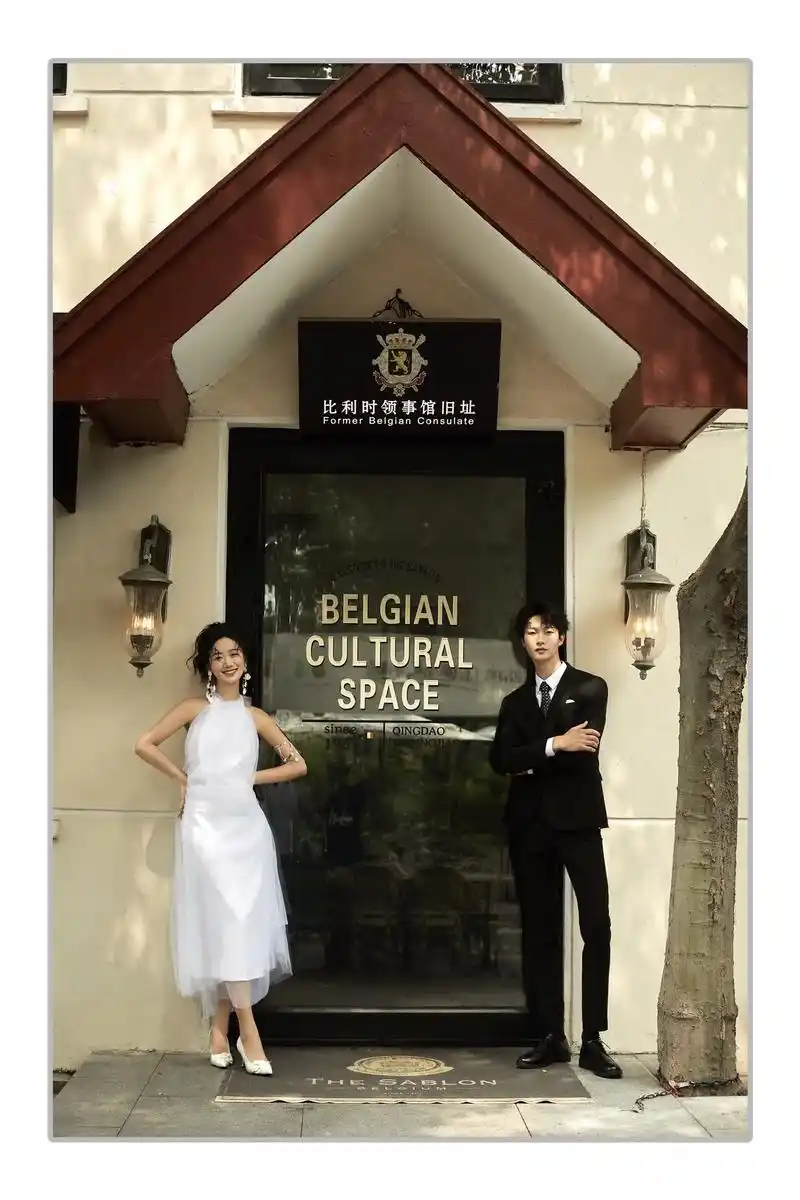 当然要和喜欢的人拍组高级美式婚纱照啦!