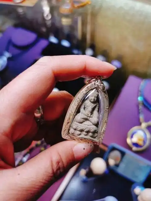 阿赞通66(龙婆通)2537一43期49药师