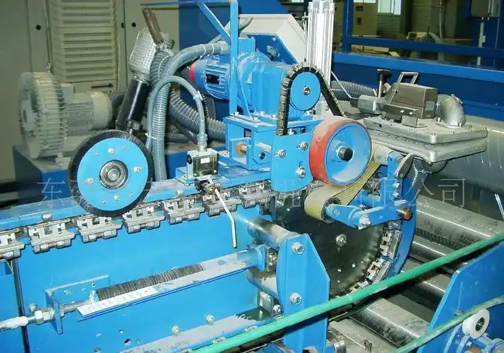 高清:针织布拉幅定型机针织布拉幅机