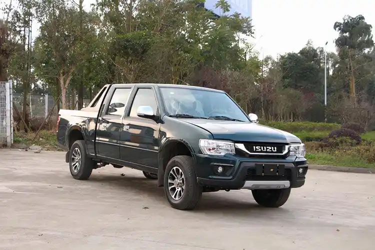 2021新款t17皮卡搭载了五十铃成熟,可靠的4kh1柴油发动机,排量3.