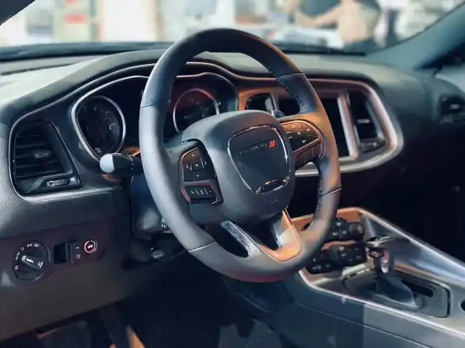 2019款道奇挑战者3.6配置 入门级超跑车