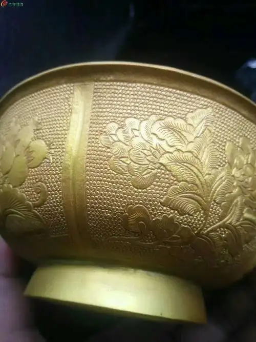 大唐贞观款花卉金碗
