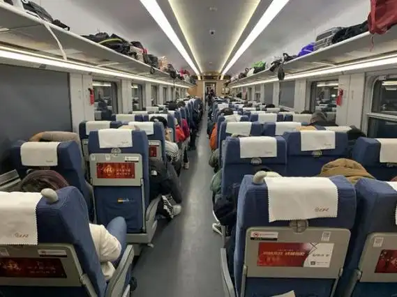 火车硬座和软座的区别火车硬座和软座有什么不同