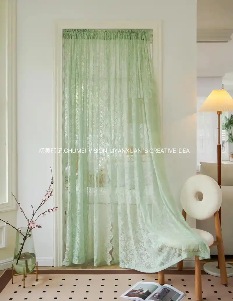 门帘拍摄.今日拍摄时,这春日的阳光洒进屋子里,嫩绿色的门帘仿 - 抖音