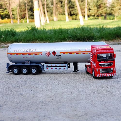 1:60合金工程天然气运输汽车液化石油罐车仿真金色车模男孩玩具车