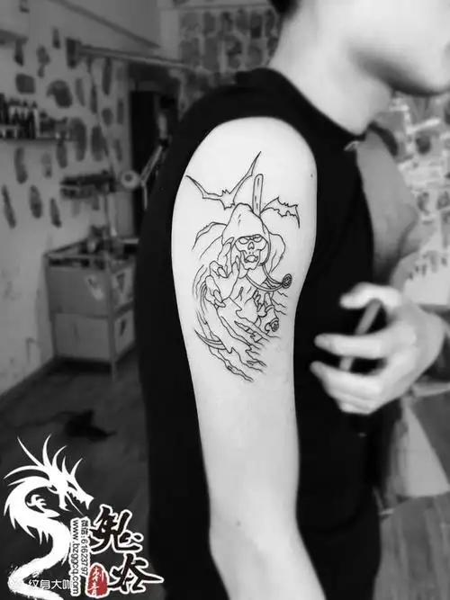 大臂死神线条_纹身图案手稿图片_薛新稳的纹身作品集