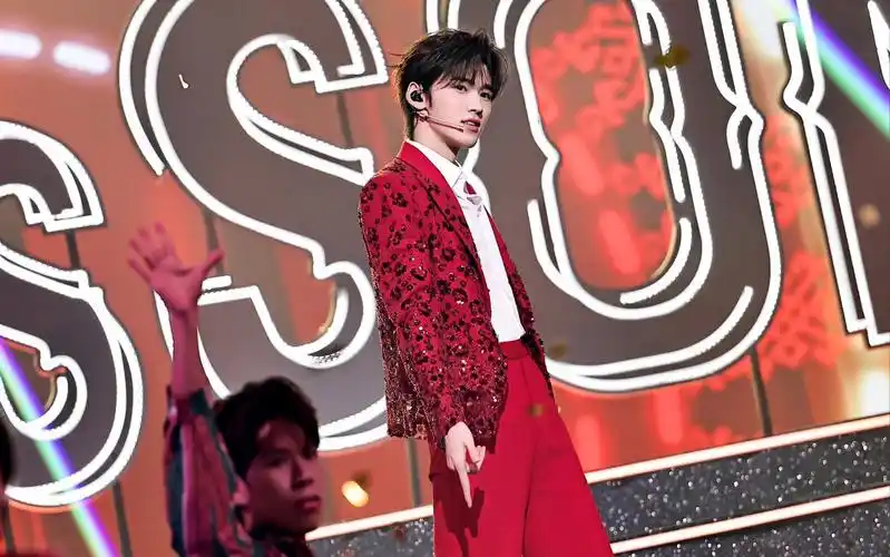 【宋亚轩】王牌舞台《头发乱了》伪直拍