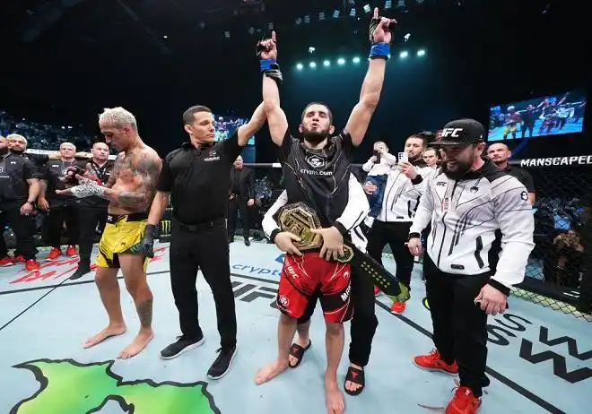ufc280综述:马哈切夫夺冠 斯特林tko卫冕_拳击|拳击航母-中文拳击