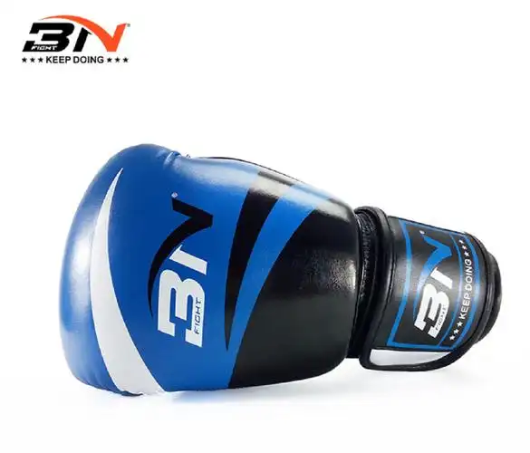 bn跨境拳击手套散打泰拳儿童沙袋拳套比赛格斗训练搏击手套