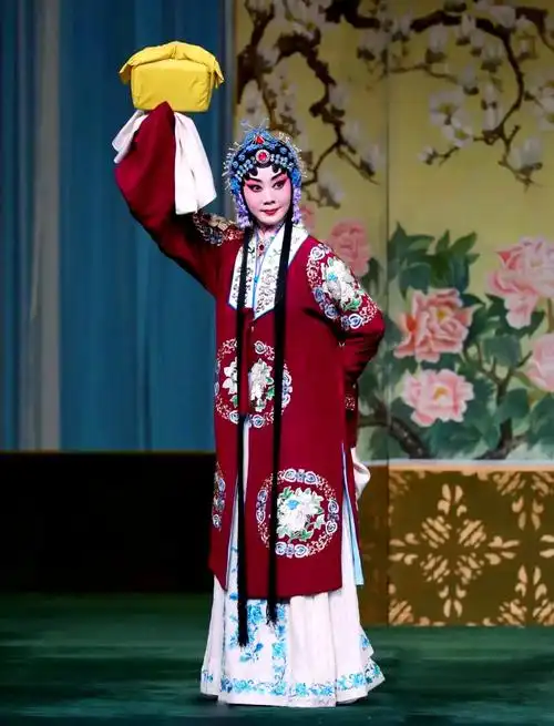 戏曲旦角的姿态艺术:12种迷人姿势全解析