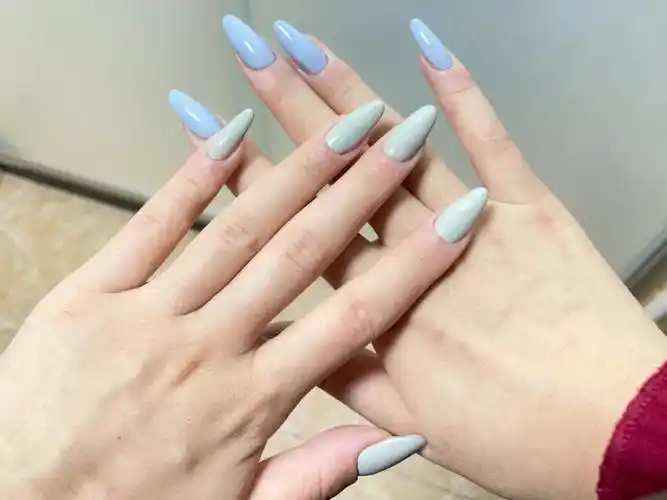 薄荷绿和雾霾蓝