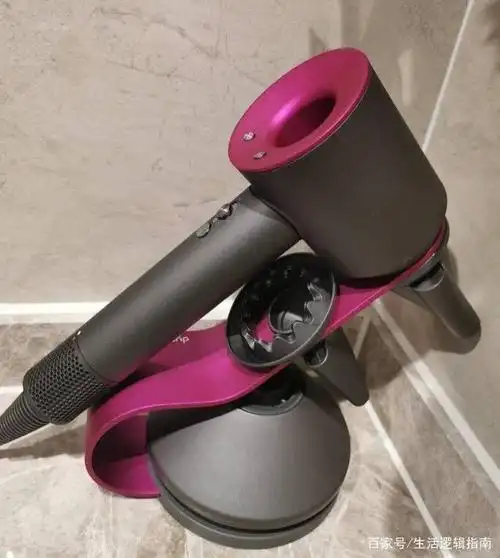 大名鼎鼎的戴森吹风机,它到底有多好用?