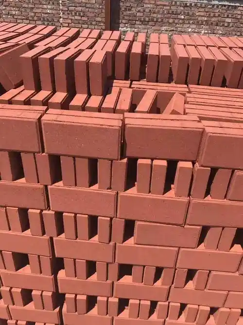 淄博鸿隆铺路砖厂家 烧结砖,广场砖质量稳定 量大优