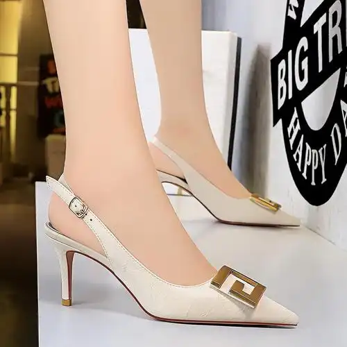 8999-5欧美风宴会女鞋细跟高跟浅口尖头镂空后绊带金属四方扣单鞋