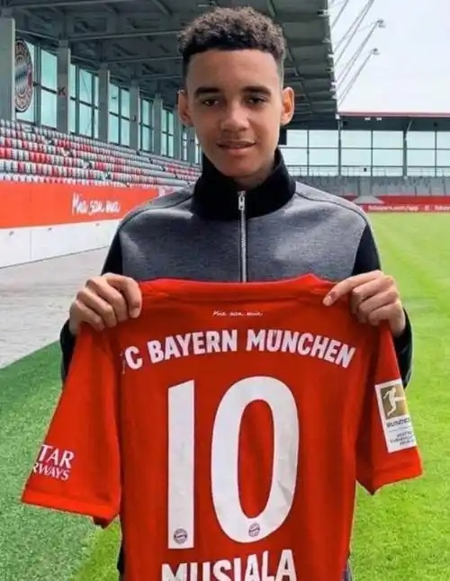 原创能否比肩哈姆他是最接近10号位球员穆西亚拉偶像是梅西