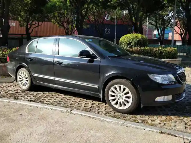 转让2014年斯柯达昊锐2.0t典雅版