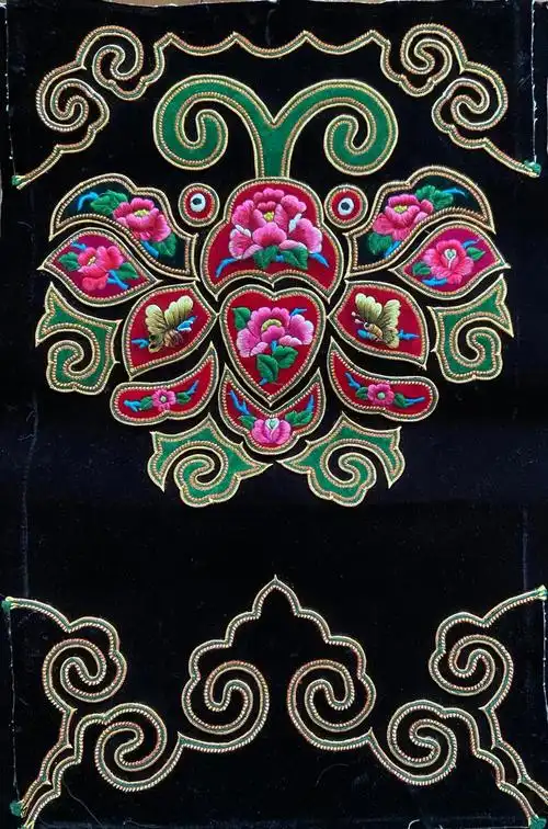 苗族手工刺绣