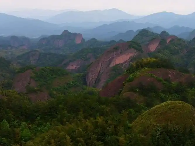 美景共分享广丰有个铜钹山