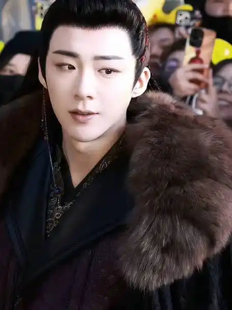 刘宇宁燕子京杀青照##珠帘玉幕官宣杀青##刘宇宁燕子京