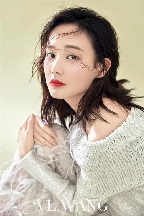 女星李一桐美照